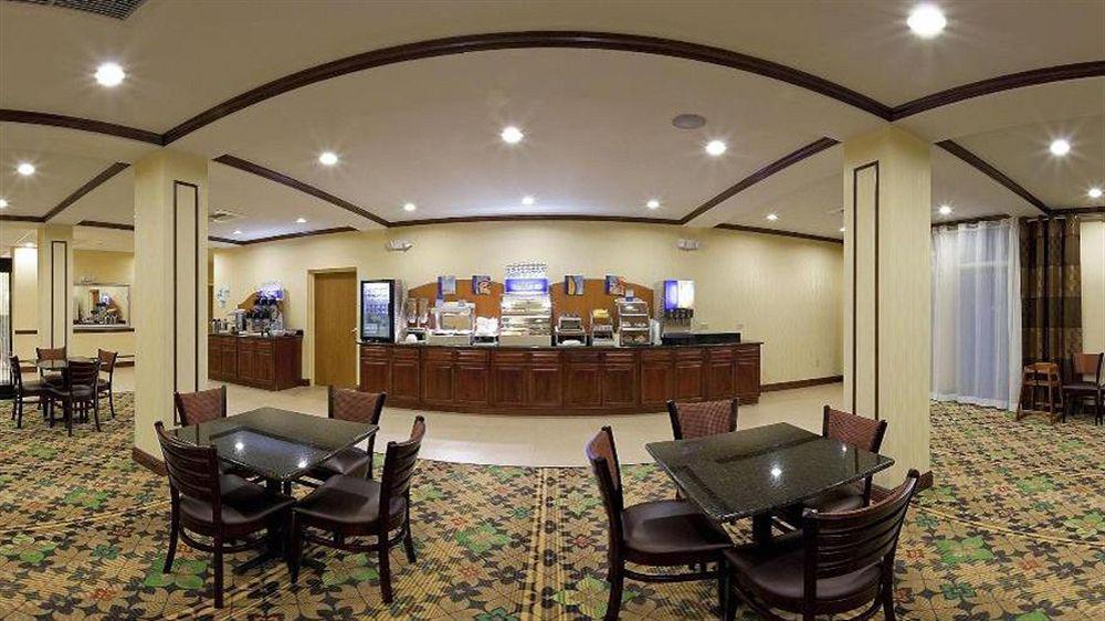Holiday Inn Express Hotel & Suites Palm Bay By Ihg Екстериор снимка
