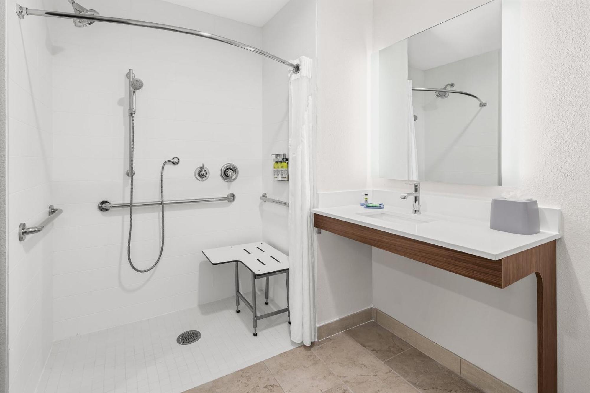 Holiday Inn Express Hotel & Suites Palm Bay By Ihg Екстериор снимка