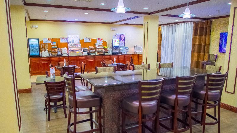 Holiday Inn Express Hotel & Suites Palm Bay By Ihg Екстериор снимка